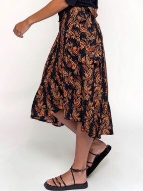 NATURAL LIFE Sabrina Ruffle Wrap Skirt Stripe Black Orange Paisley L NWT
